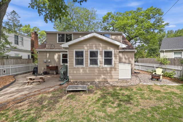 1102 Delaware Avenue, West Saint Paul, MN 55118