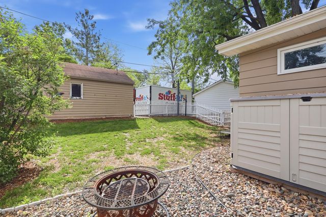 1102 Delaware Avenue, West Saint Paul, MN 55118