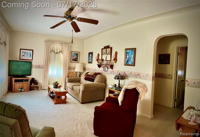 1417 Proper Avenue, Burton, MI 48529