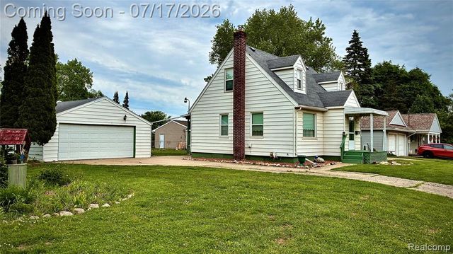 1417 Proper Avenue, Burton, MI 48529