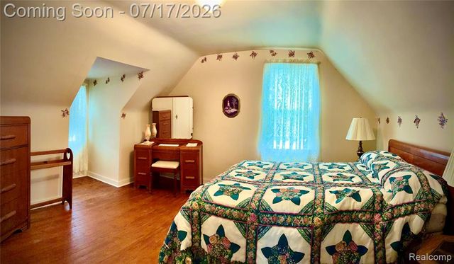 1417 Proper Avenue, Burton, MI 48529