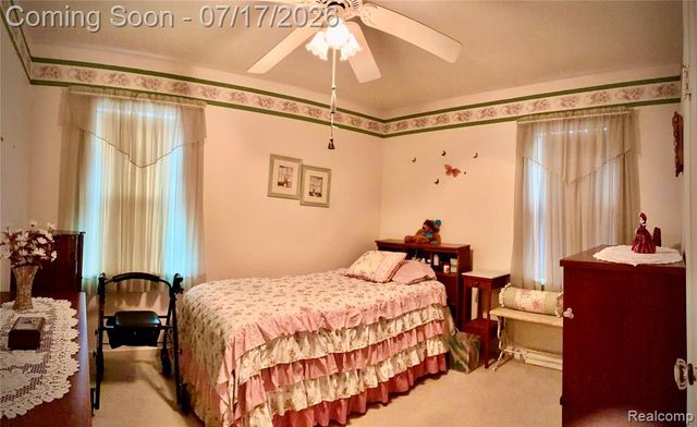 1417 Proper Avenue, Burton, MI 48529