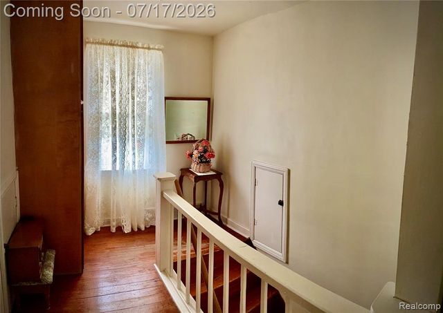 1417 Proper Avenue, Burton, MI 48529