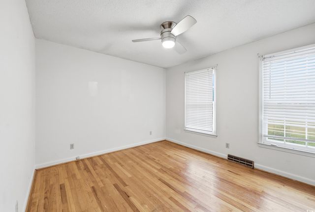 1359 Woodlands Dr., Kingstree, SC 29556