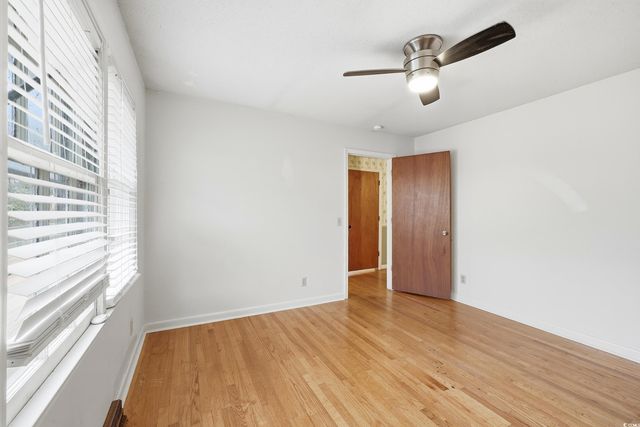 1359 Woodlands Dr., Kingstree, SC 29556