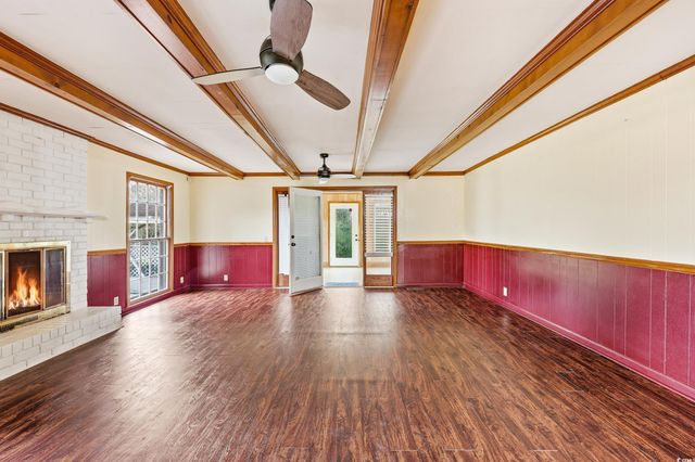 1359 Woodlands Dr., Kingstree, SC 29556