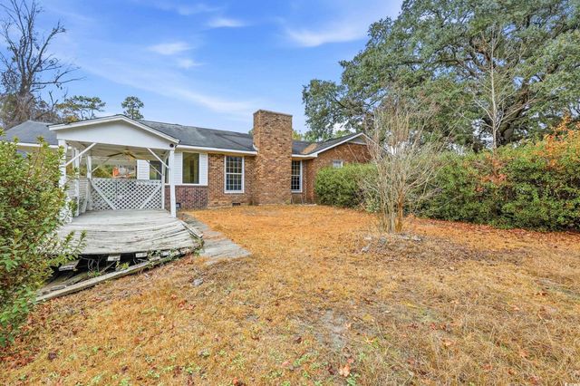 1359 Woodlands Dr., Kingstree, SC 29556