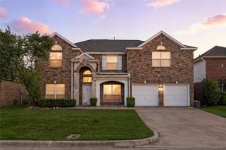 5317 Summer Meadows Drive, Fort Worth, TX 76123