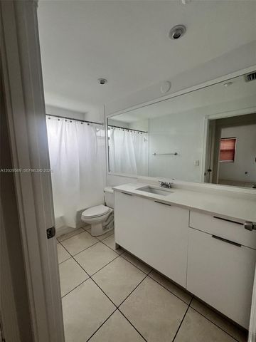 10750 NW 66th Street 401, Doral, FL 33178