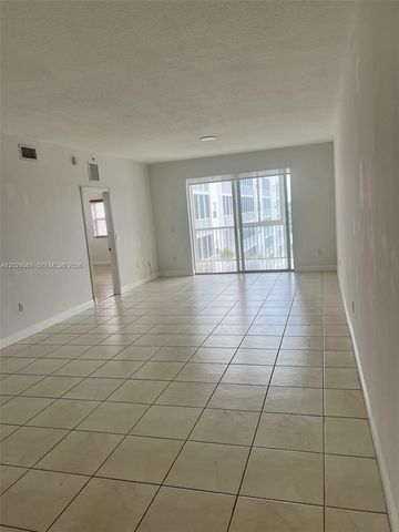 10750 NW 66th Street 401, Doral, FL 33178