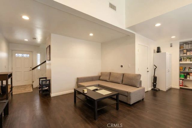9438 Cedar Street B, Bellflower, CA 90706
