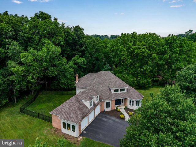 125 FOXFIRE, Lewisberry, PA 17339
