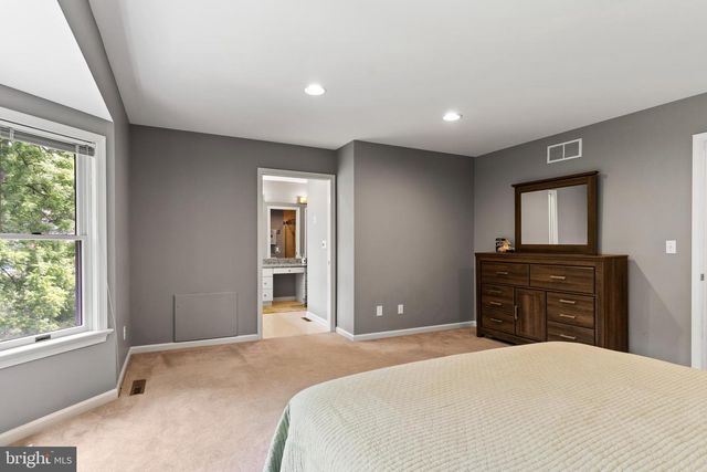 125 FOXFIRE, Lewisberry, PA 17339