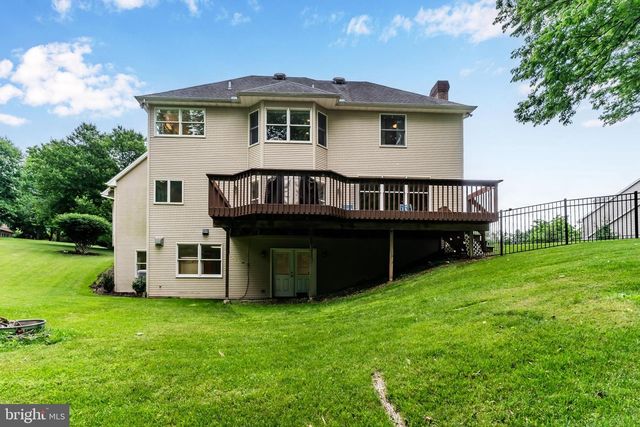 125 FOXFIRE, Lewisberry, PA 17339