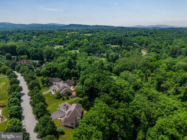 125 FOXFIRE, Lewisberry, PA 17339