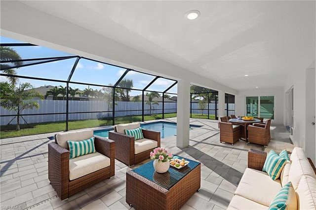 1432 SE 12th ST, Cape Coral, FL 33990