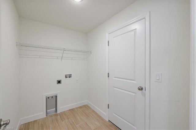 1432 SE 12th ST, Cape Coral, FL 33990