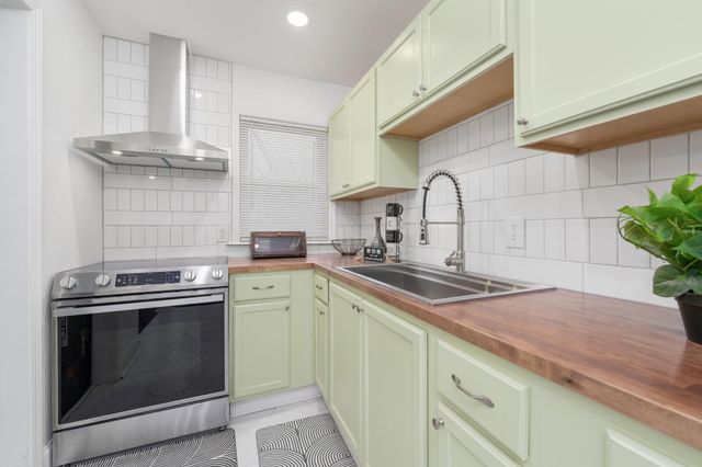 1732 E 24th St N, Wichita, KS 67219