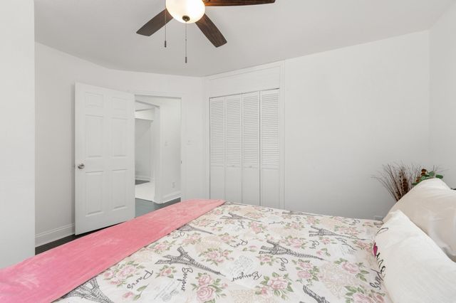 1732 E 24th St N, Wichita, KS 67219