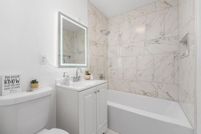 1732 E 24th St N, Wichita, KS 67219