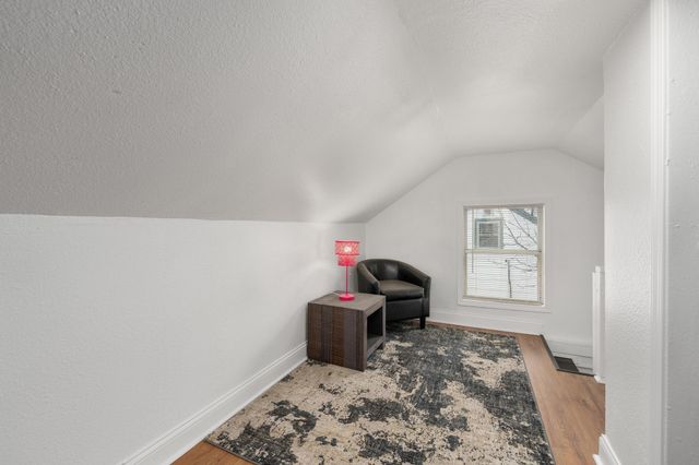 1732 E 24th St N, Wichita, KS 67219