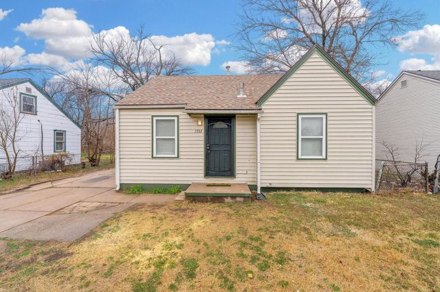 1732 E 24th St N, Wichita, KS 67219