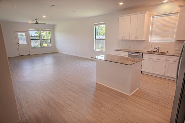 3111 Clydesdale Drive, Alvin, TX 77511