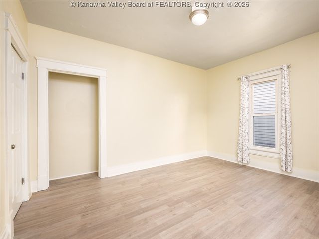 811 7th Street, Charleston, WV 25302