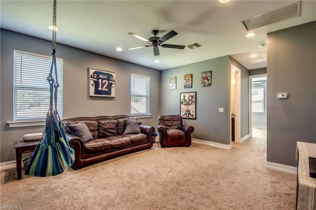 13110 Silver Thorn LOOP, North Fort Myers, FL 33903