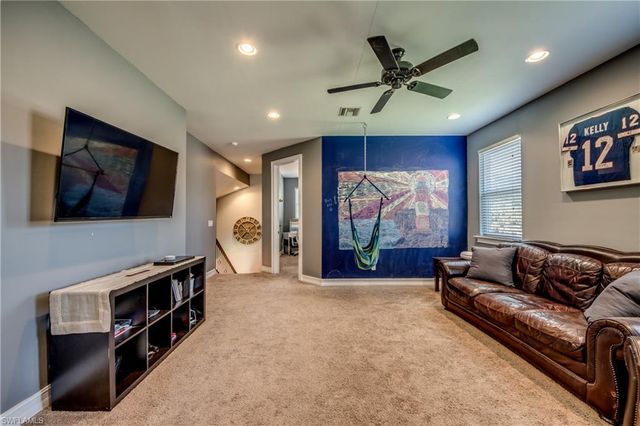13110 Silver Thorn LOOP, North Fort Myers, FL 33903