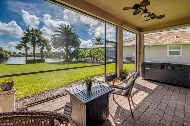 13110 Silver Thorn LOOP, North Fort Myers, FL 33903