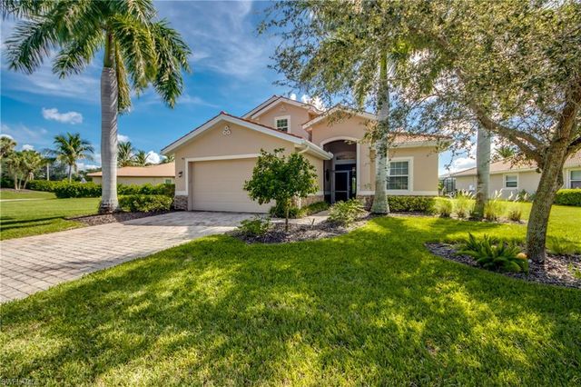 13110 Silver Thorn LOOP, North Fort Myers, FL 33903