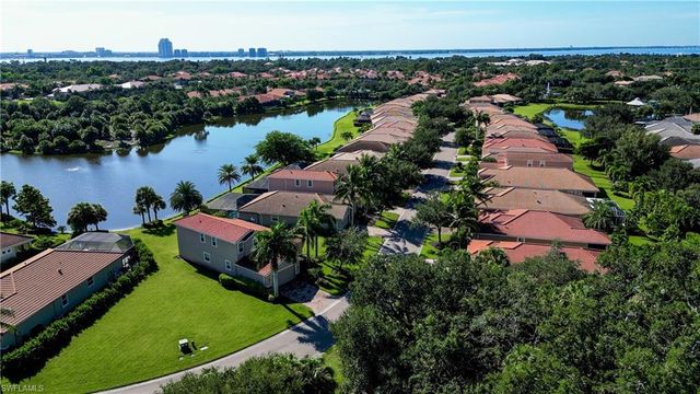 13110 Silver Thorn LOOP, North Fort Myers, FL 33903