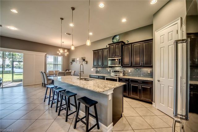13110 Silver Thorn LOOP, North Fort Myers, FL 33903