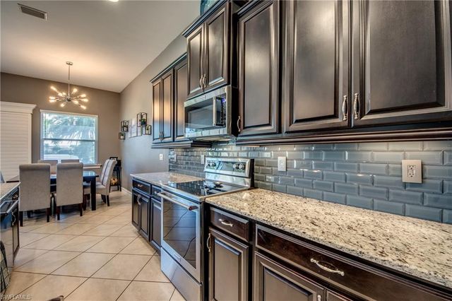 13110 Silver Thorn LOOP, North Fort Myers, FL 33903