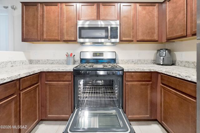 1173 W Calle Trio Los Panchos, Sahuarita, AZ 85629