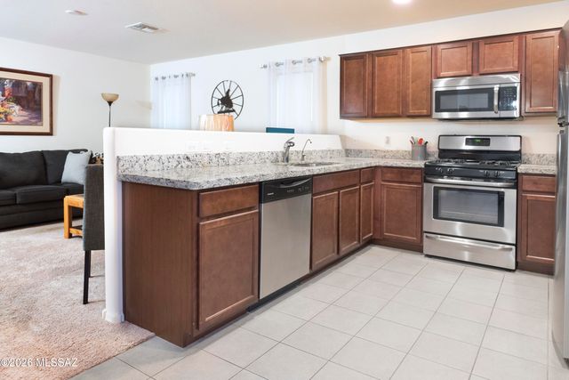 1173 W Calle Trio Los Panchos, Sahuarita, AZ 85629