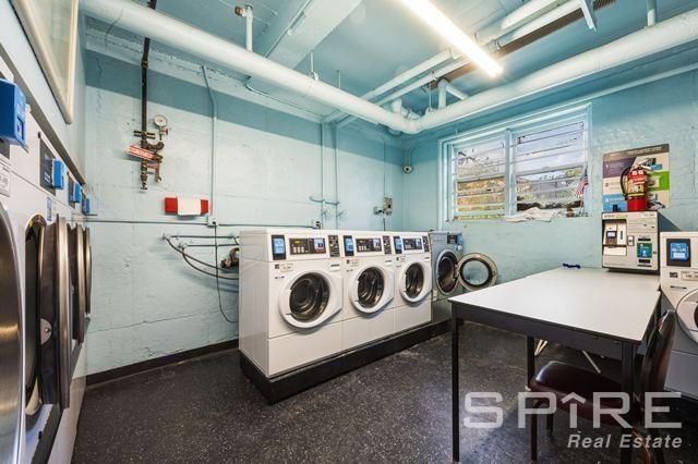 3425 150th Pl Apt 3E, New York City, NY 11354