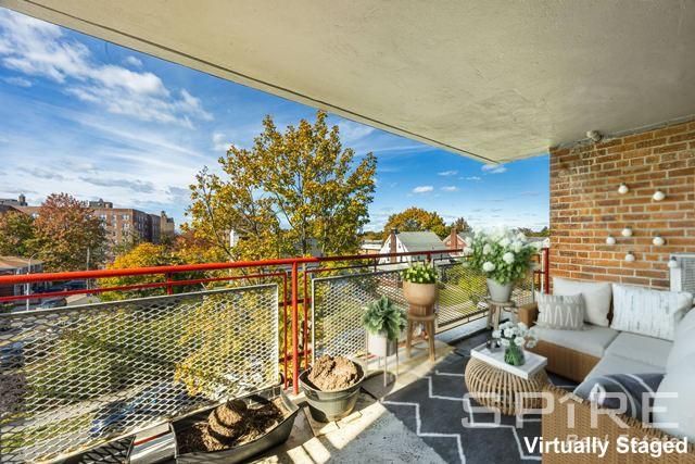3425 150th Pl Apt 3E, New York City, NY 11354