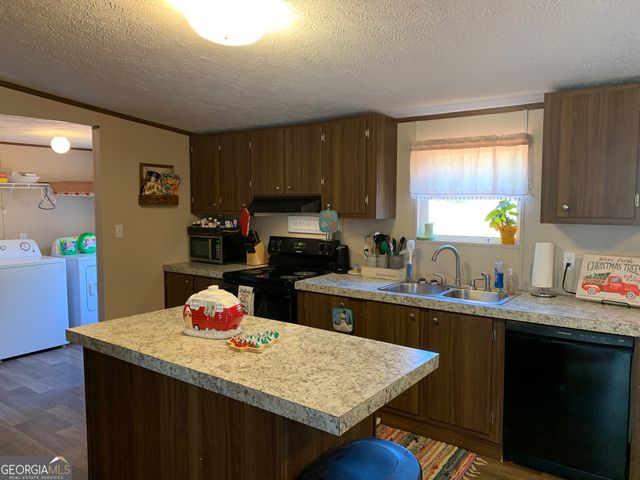 160 Whitworth Circle, Toccoa, GA 30577