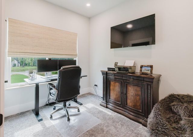 6048 Charley Place, Benton, AR 72019