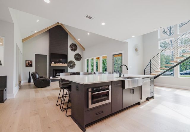 6048 Charley Place, Benton, AR 72019