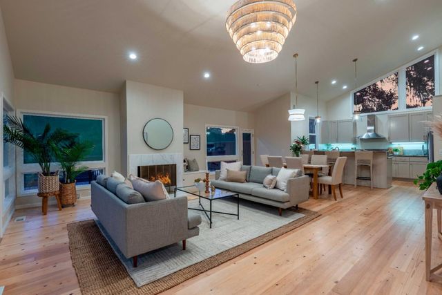 8 Cresta Way, La Selva Beach, CA 95076