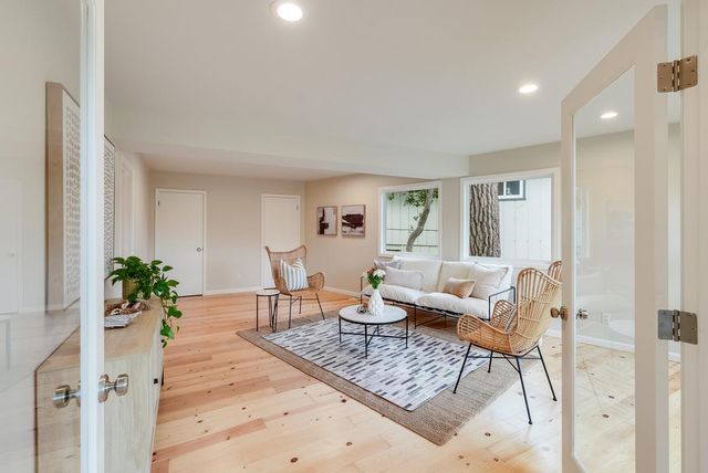 8 Cresta Way, La Selva Beach, CA 95076