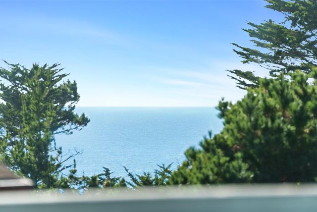 8 Cresta Way, La Selva Beach, CA 95076