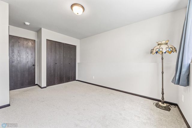 6718 69th Avenue S, Horace, ND 58047