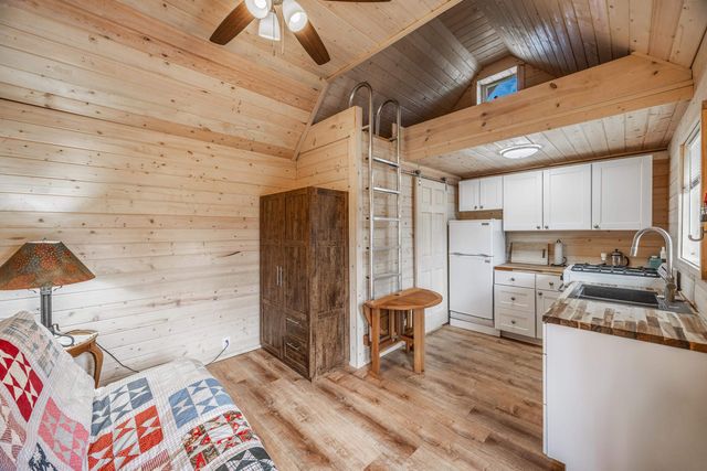 3460 Mariposa Drive, Montrose, CO 81403