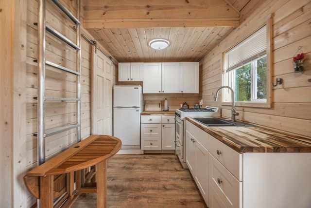 3460 Mariposa Drive, Montrose, CO 81403