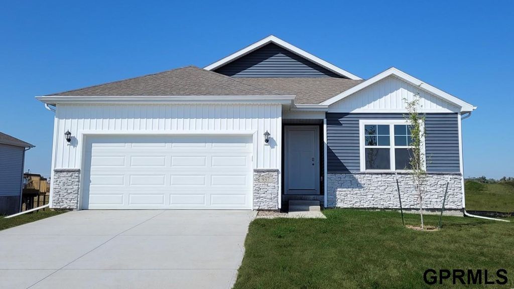 8508 S 179th Street, Gretna, NE 68136