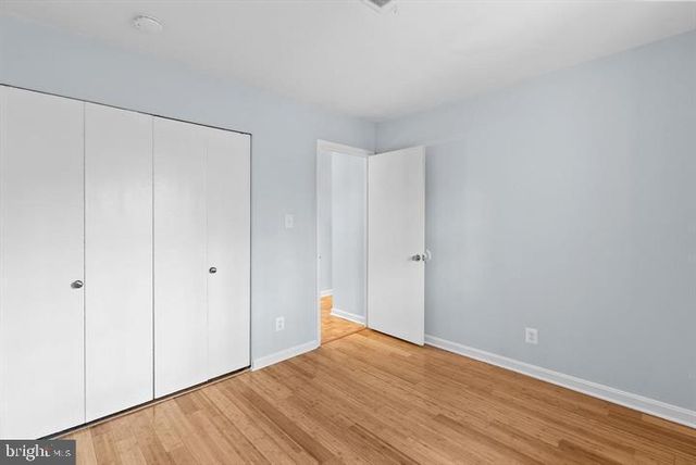 14895 LAMBETH SQ, Centreville, VA 20120